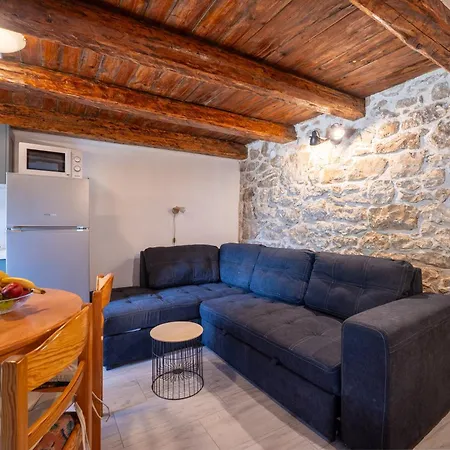 Kuca Za Odmor Nikola Holiday home Zadar